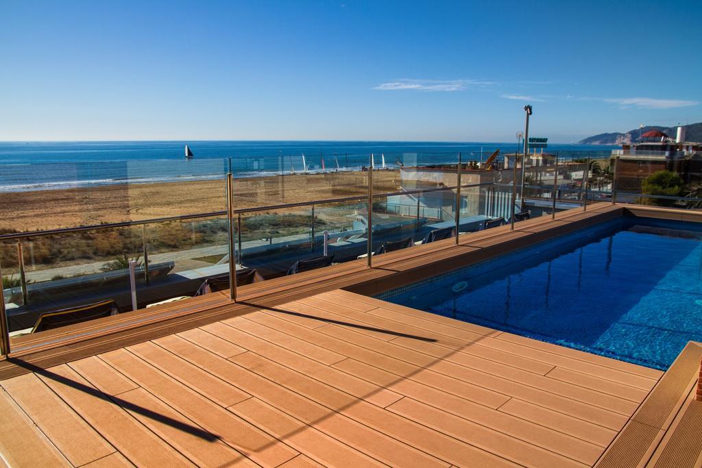 Apartaments Maritim กาสเตย์เดเฟลส์ ภายนอก รูปภาพ