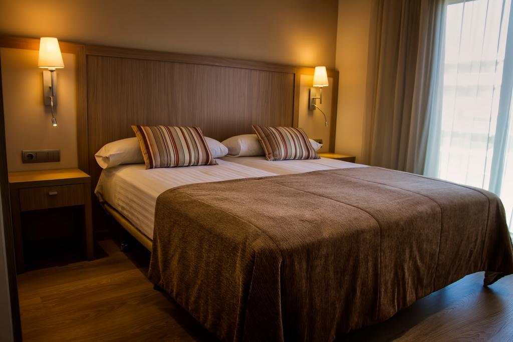Apartaments Maritim กาสเตย์เดเฟลส์ ห้อง รูปภาพ